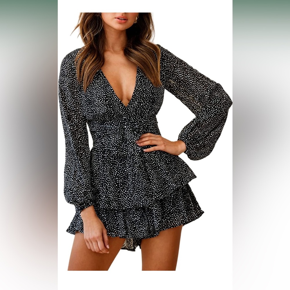 Polka dot Skort romper jumpsuit baggy sleeves never worn size XL black and white